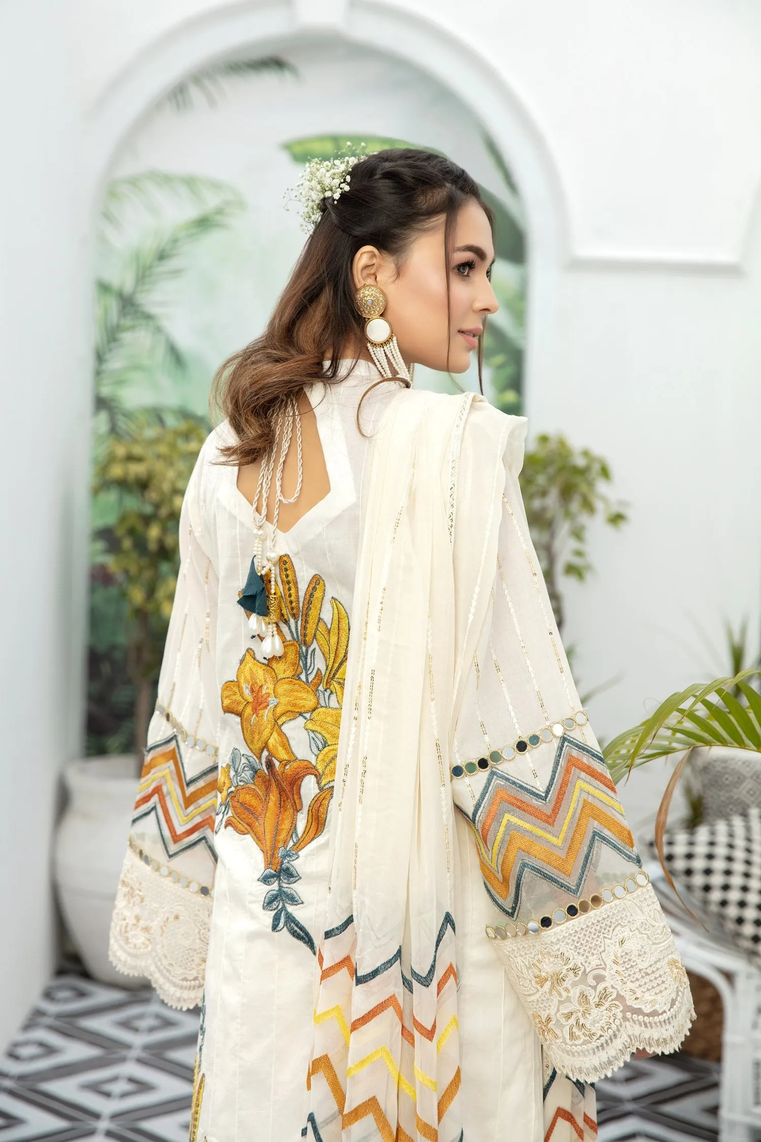 Adan's Libas Schiffli Embroidered Lawn Collection – Creamed Butter