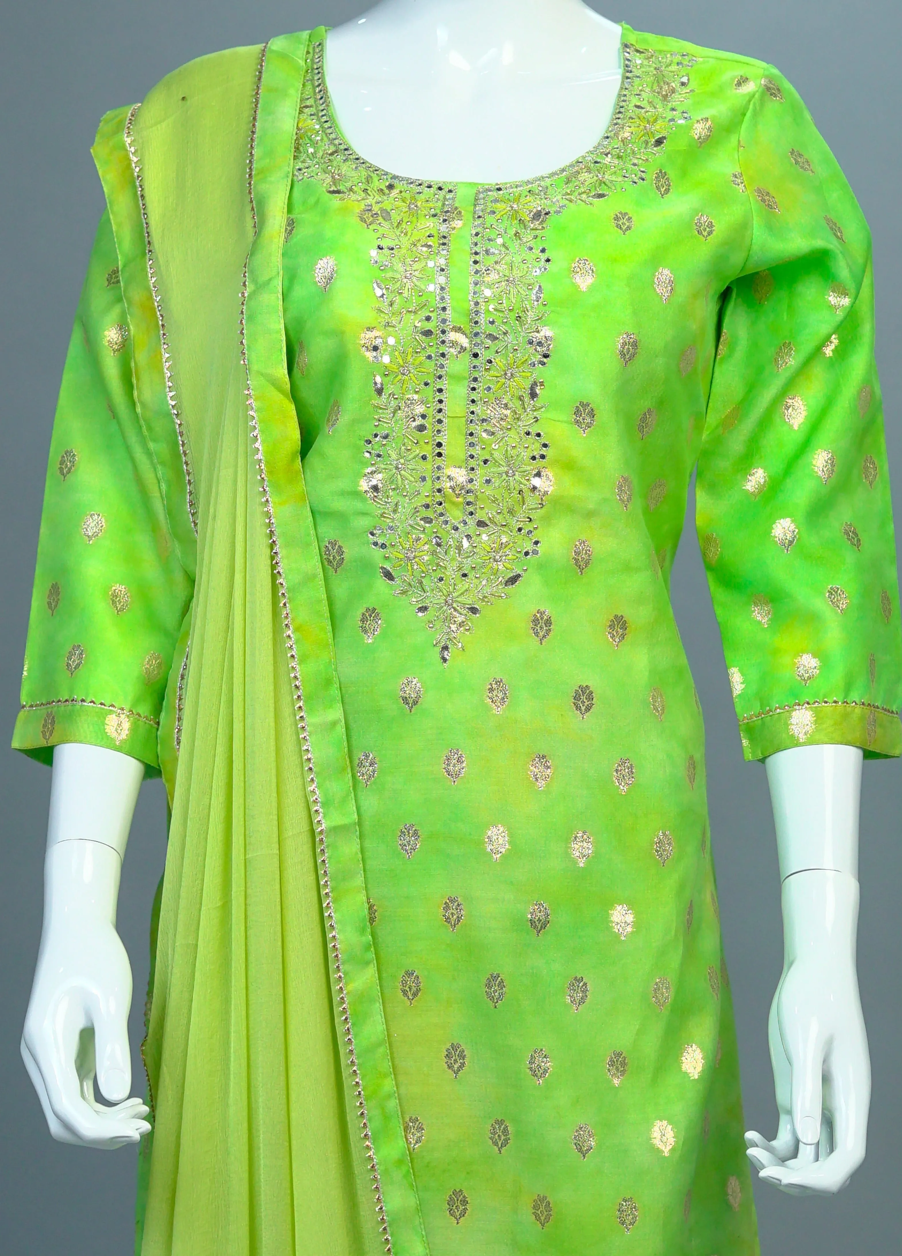 Green Chanderi Crepe Kurta, Pants and Dupatta set