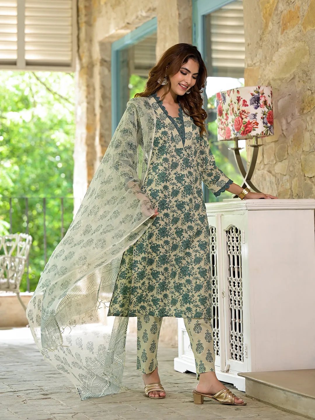 Jashvi Bottle Green Floral Print Cotton Kurta Set for Women