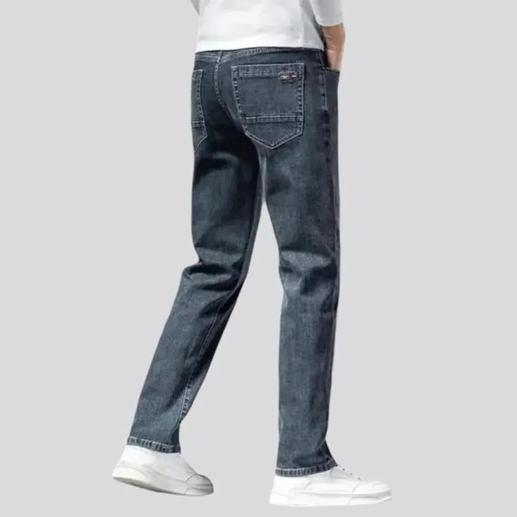 Stretchy men's tapered jeans